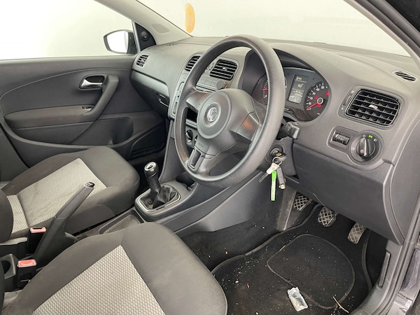 Used Volkswagen Polo 2010 for sale - 76340743: Photo 11