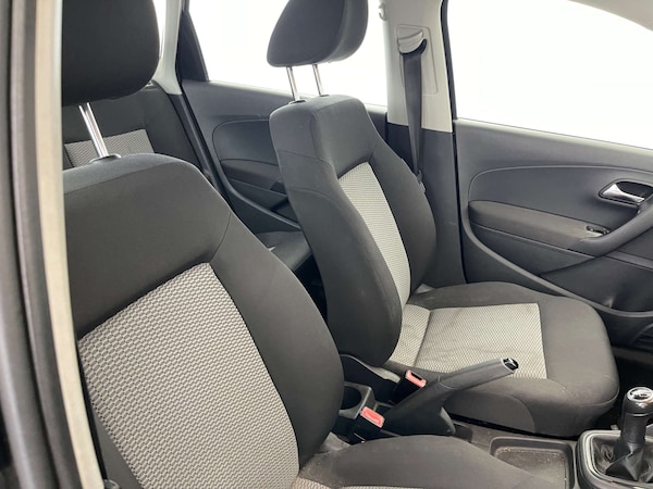Used Volkswagen Polo 2010 for sale - 76340743: Photo 9