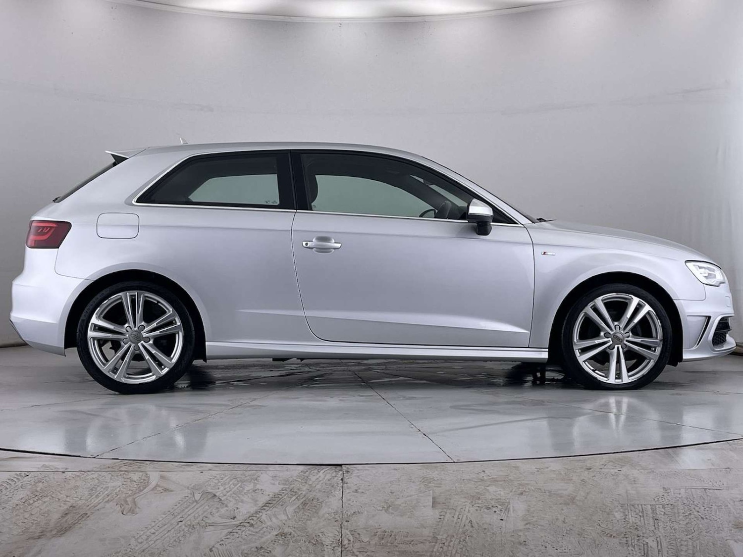 Used Audi A3 2014 for sale - 76581925: Photo 15