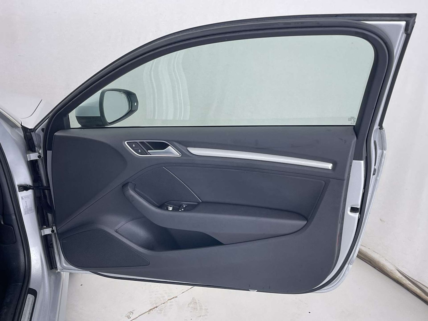 Used Audi A3 2014 for sale - 76581925: Photo 28