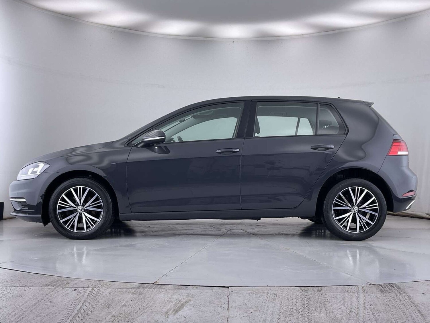 Used Volkswagen Golf 2017 for sale - 77477823: Photo 16