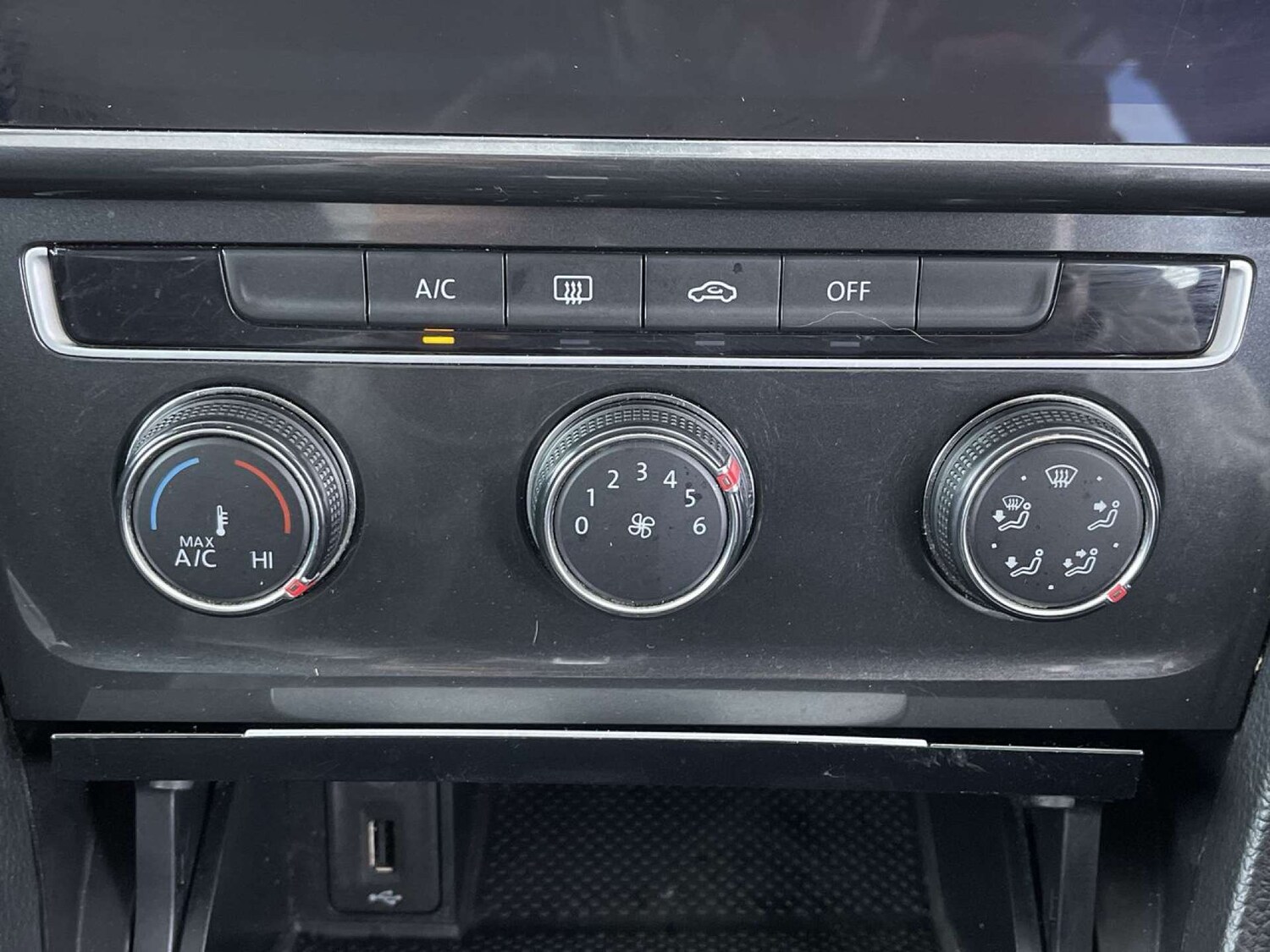 Used Volkswagen Golf 2017 for sale - 77477823: Photo 44