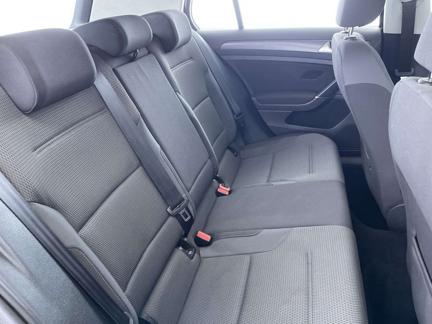 Used Volkswagen Golf 2017 for sale - 77477823: Photo 9