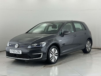 Used Volkswagen Golf 2019 for sale - 77420230: Photo