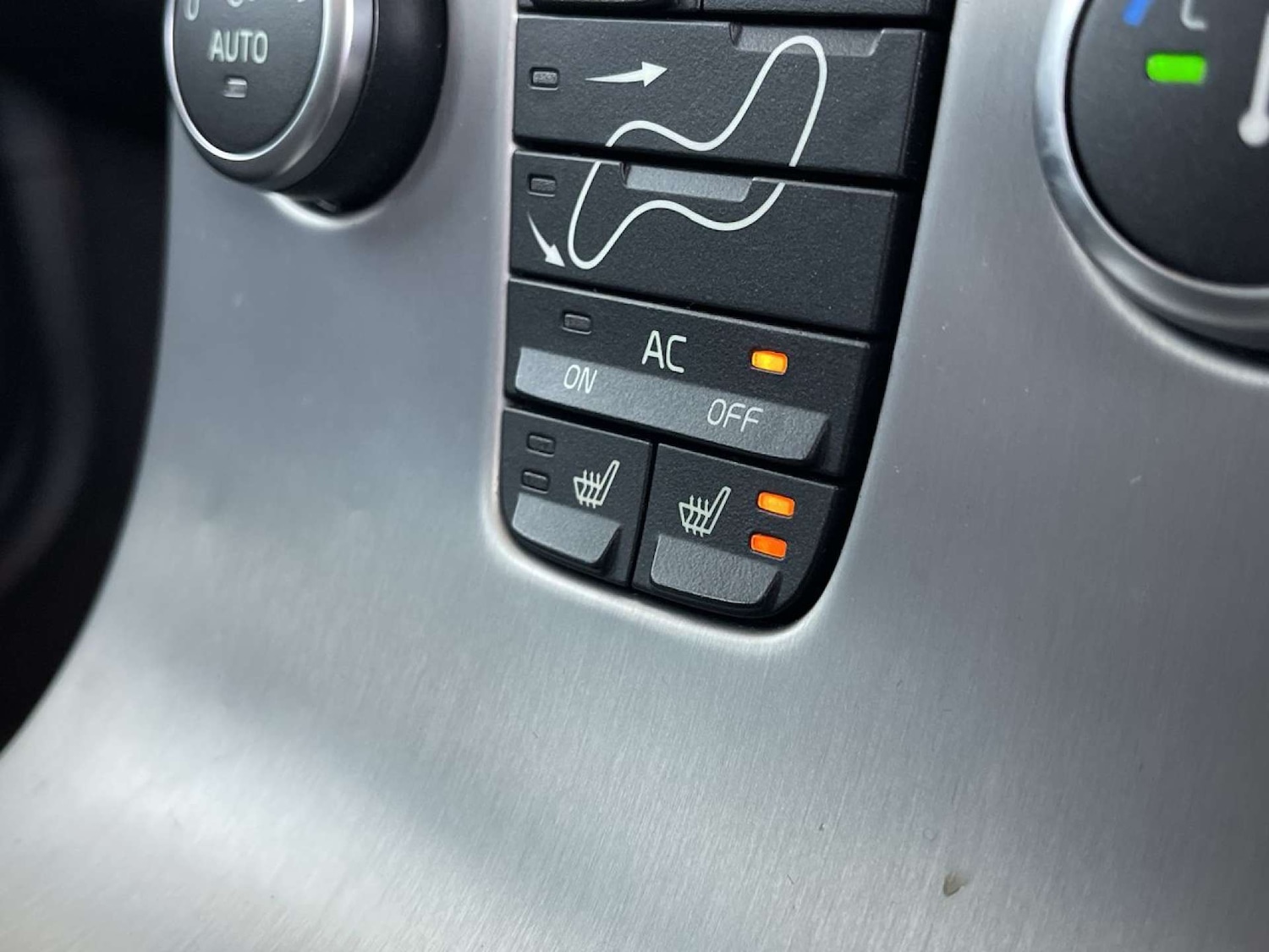 Used Volvo V50 2009 for sale - 76767901: Photo 53