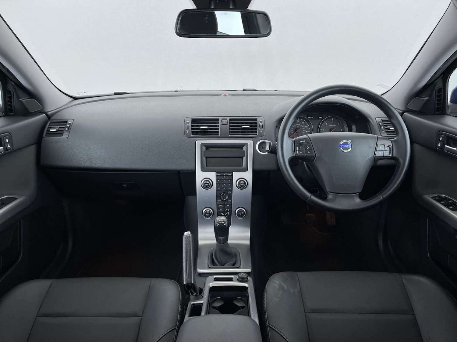 Used Volvo V50 2009 for sale - 76767901: Photo 8