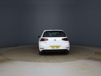 Used Volkswagen Golf 2017 for sale - 79593566: Photo