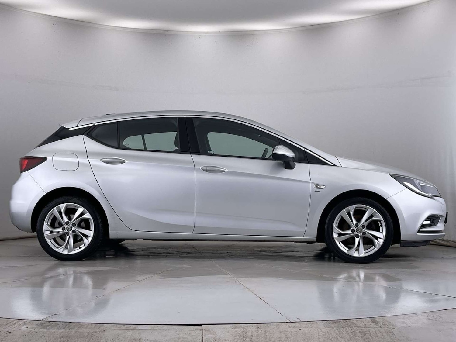 Used Vauxhall Astra 2017 for sale - 76385767: Photo 15