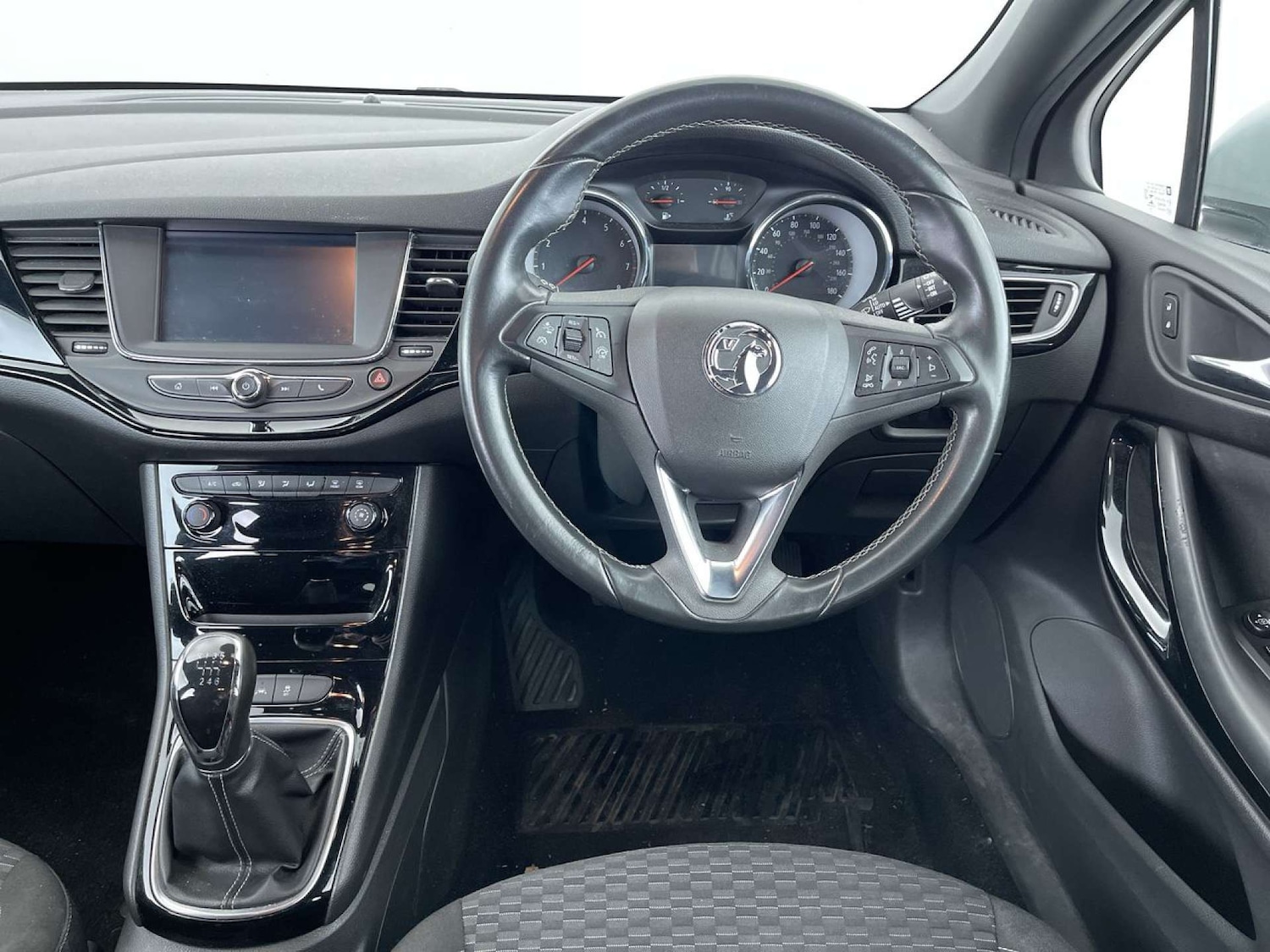 Used Vauxhall Astra 2017 for sale - 76385767: Photo 35