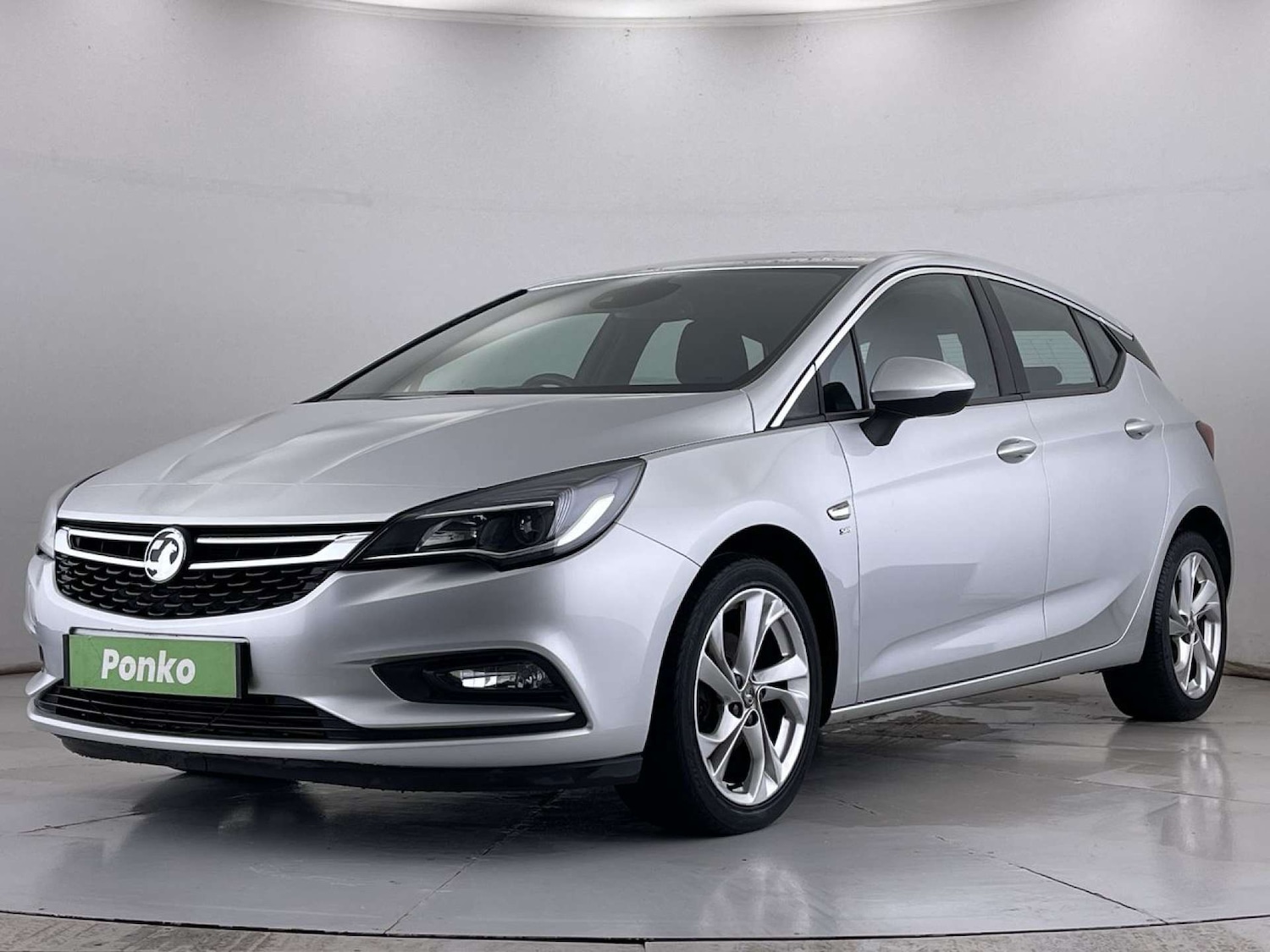 Used Vauxhall Astra 2017 for sale - 76385767: Photo 4