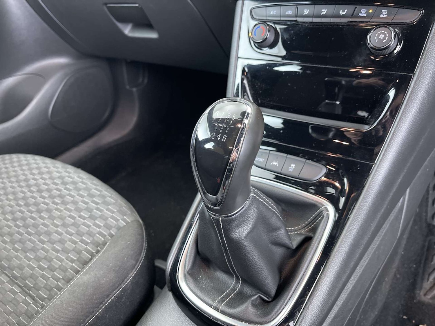 Used Vauxhall Astra 2017 for sale - 76385767: Photo 45