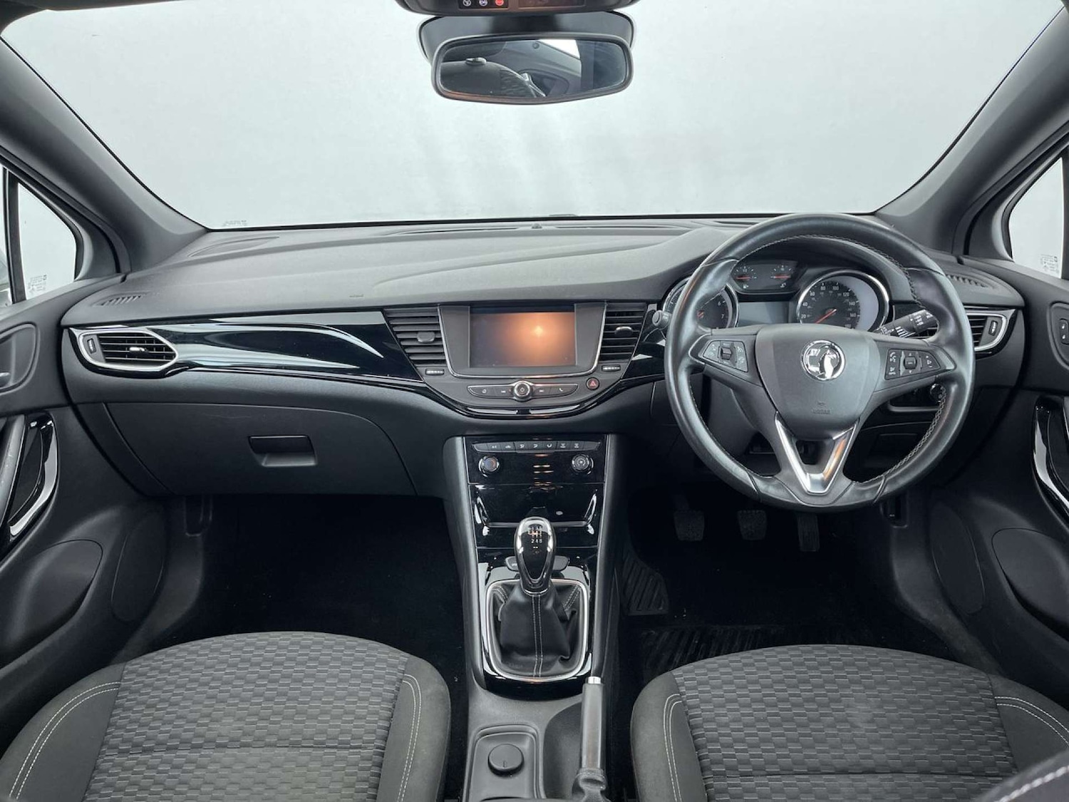 Used Vauxhall Astra 2017 for sale - 76385767: Photo 8