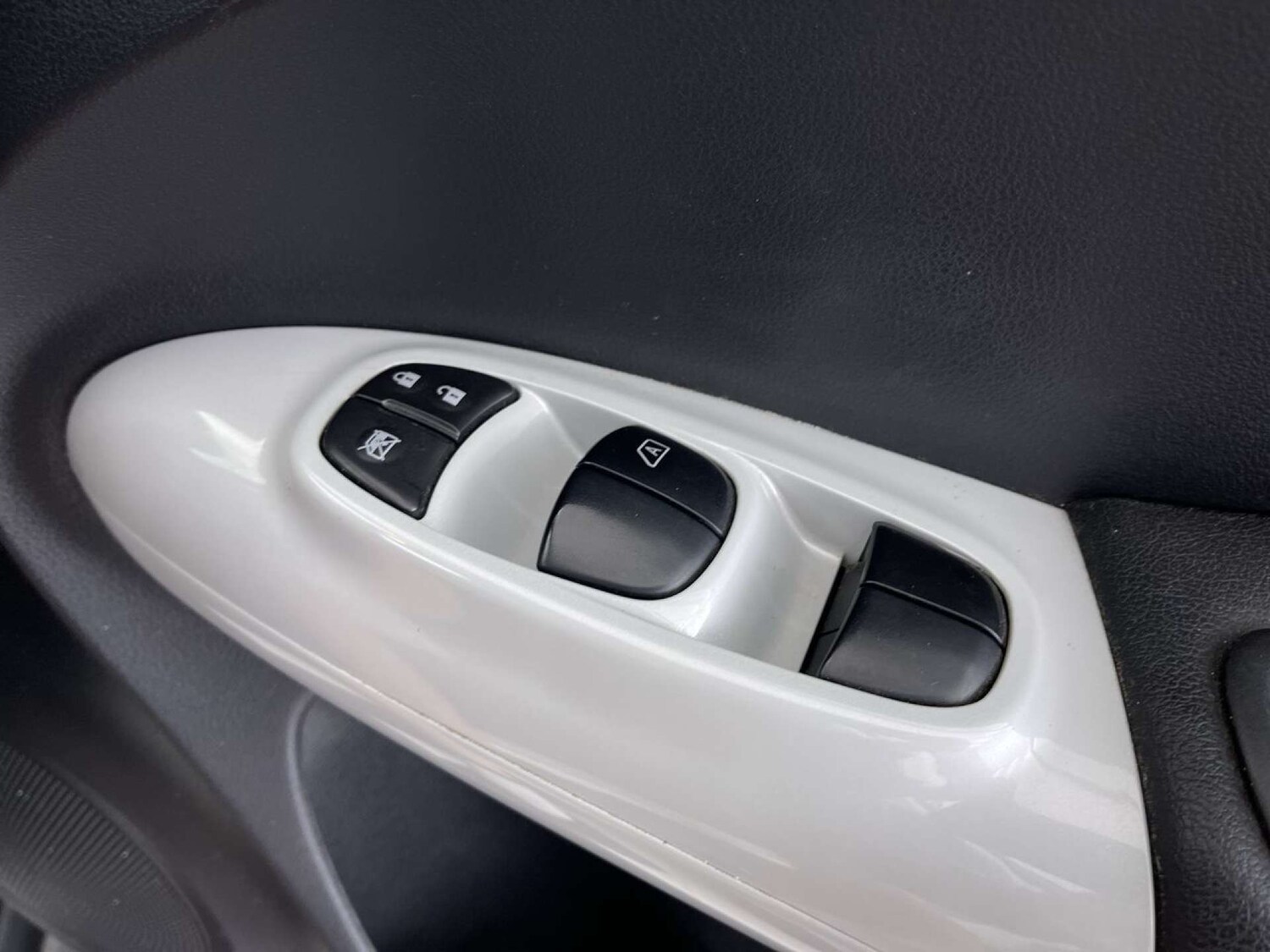 Used Nissan Juke 2015 for sale - 76005113: Photo 51