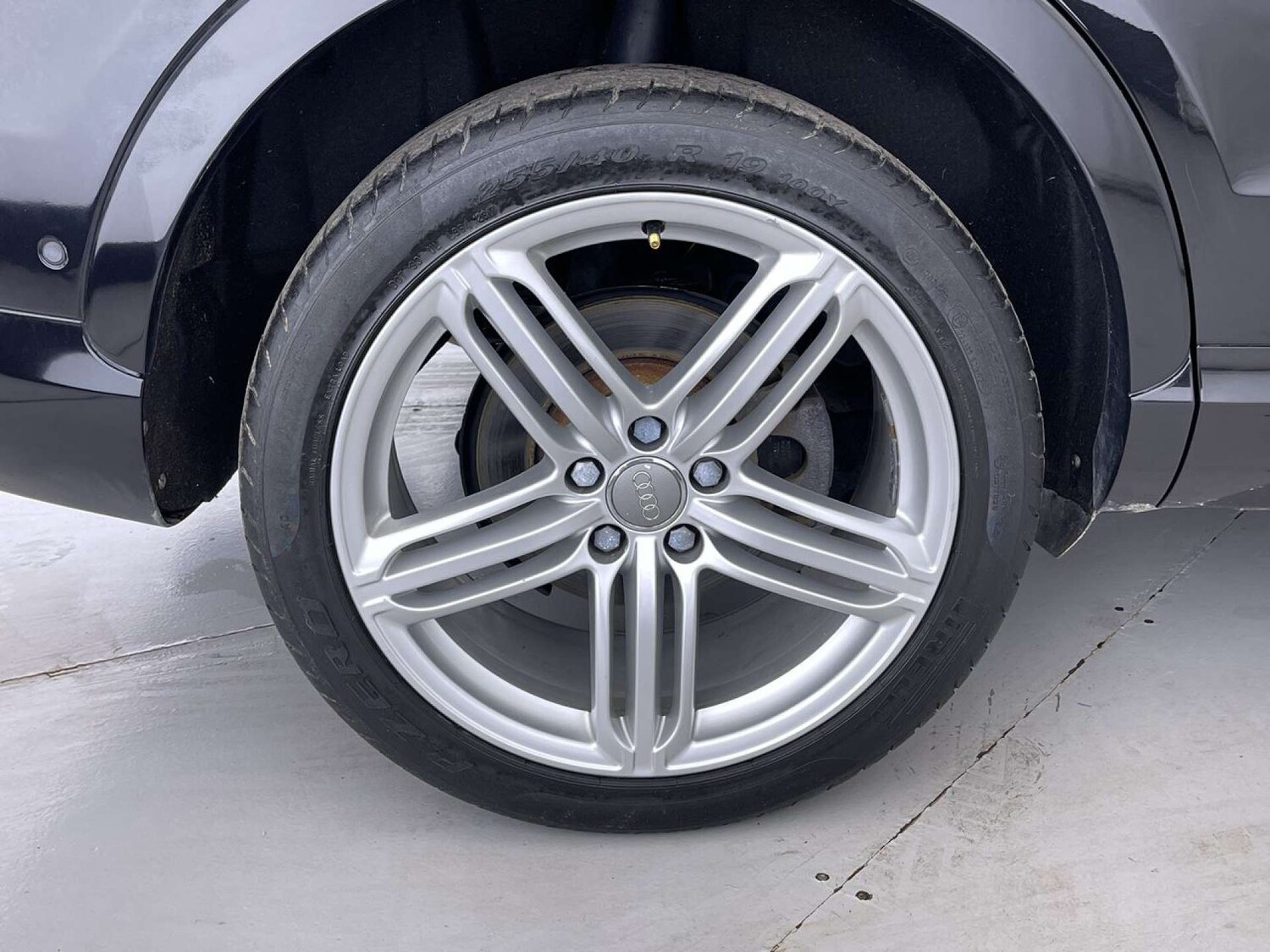 Used Audi Q3 2015 for sale - 76829955: Photo 23