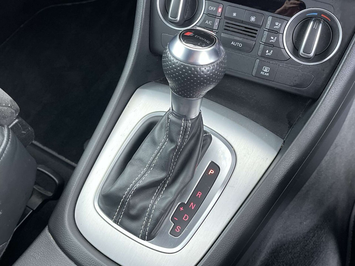 Used Audi Q3 2015 for sale - 76829955: Photo 47