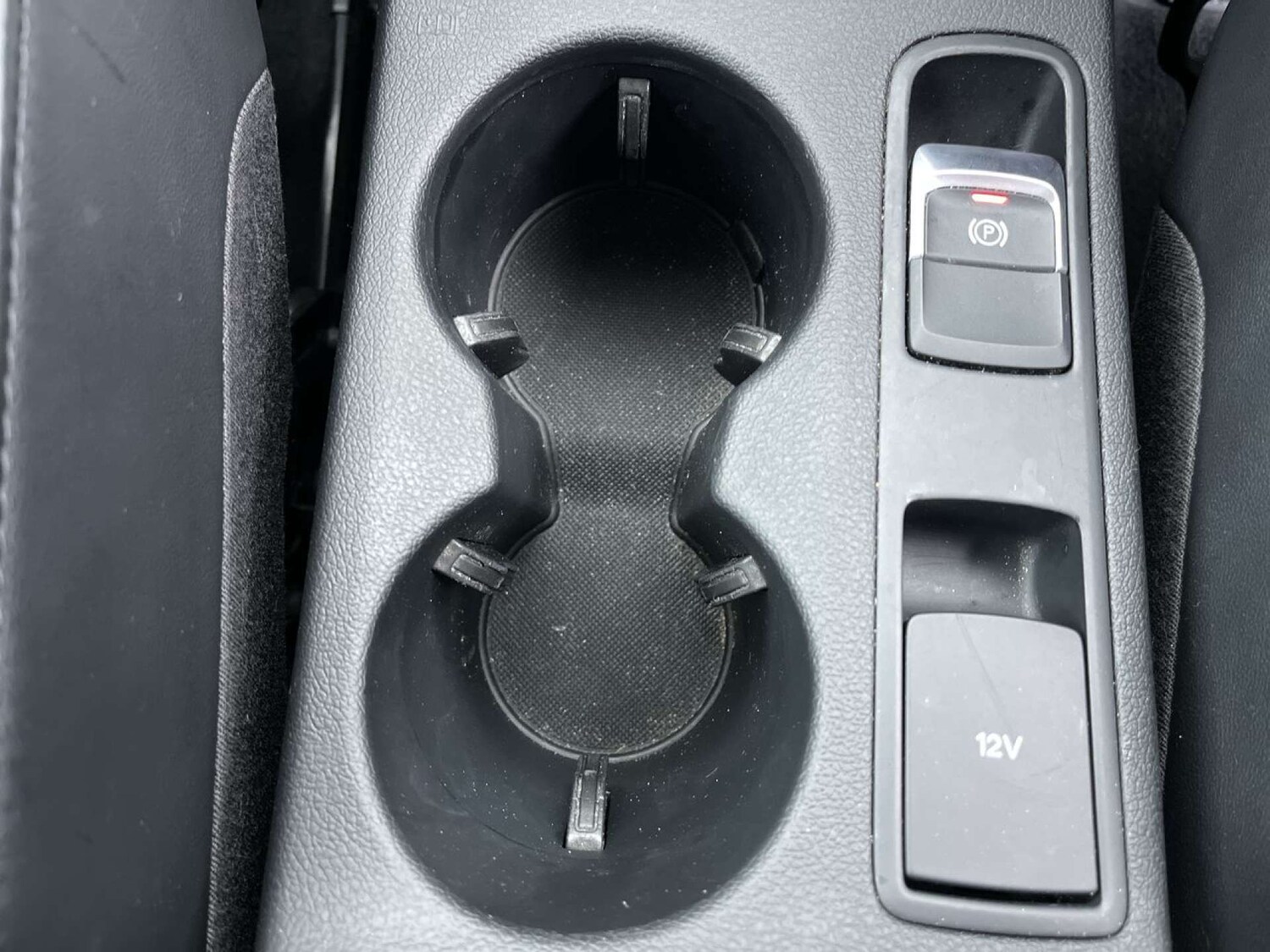 Used Audi Q3 2015 for sale - 76829955: Photo 48