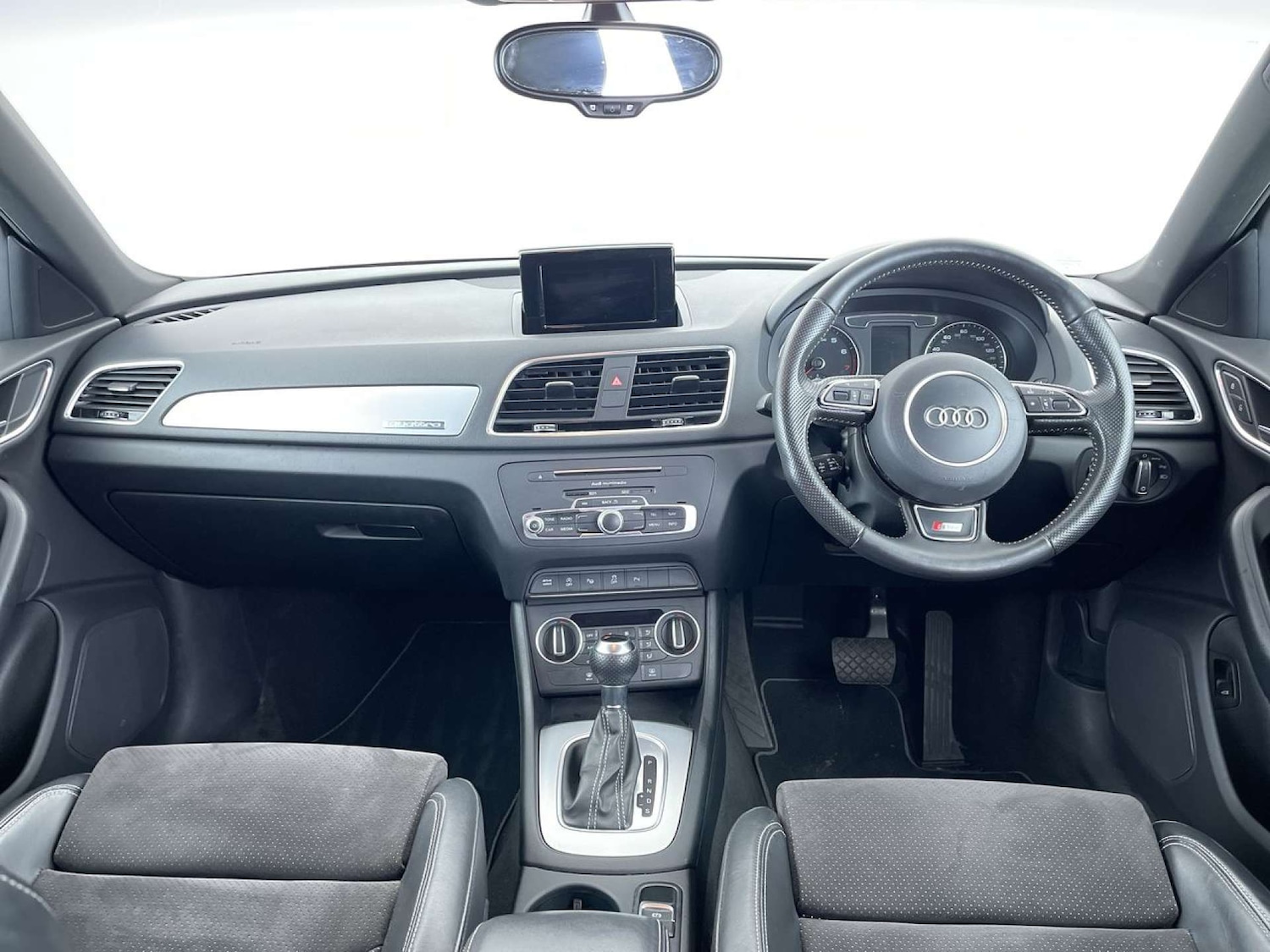 Used Audi Q3 2015 for sale - 76829955: Photo 8