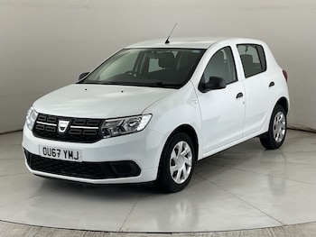 Used Dacia Sandero 2017 for sale - 77422761: Photo