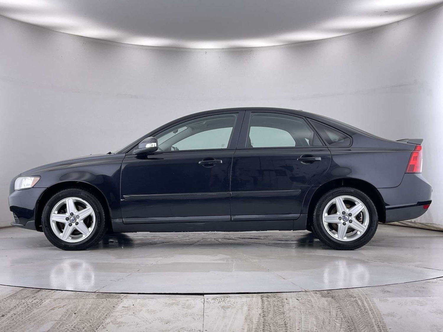 Used Volvo S40 2010 for sale - 76412603: Photo 16