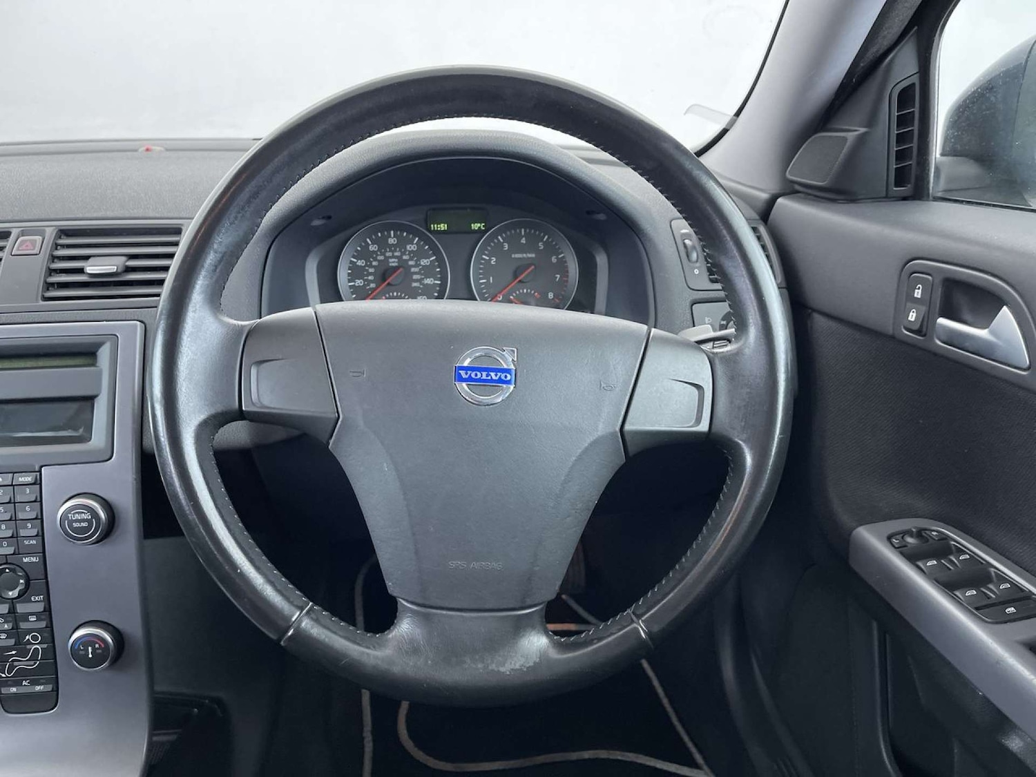 Used Volvo S40 2010 for sale - 76412603: Photo 36