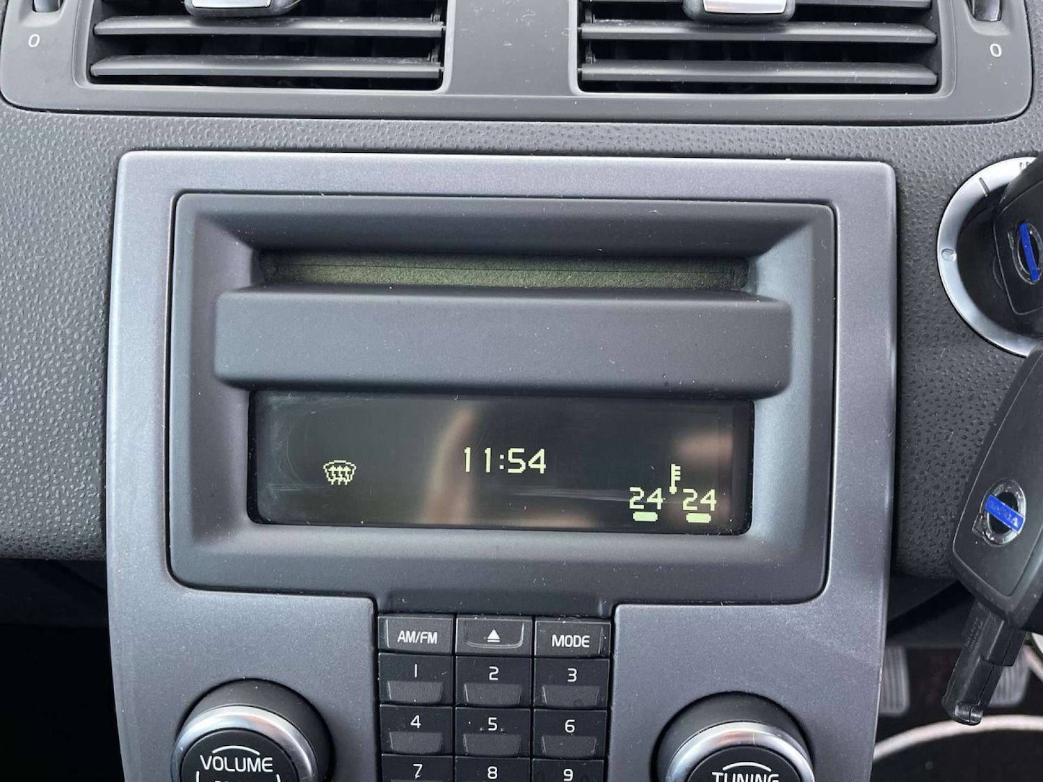 Used Volvo S40 2010 for sale - 76412603: Photo 40