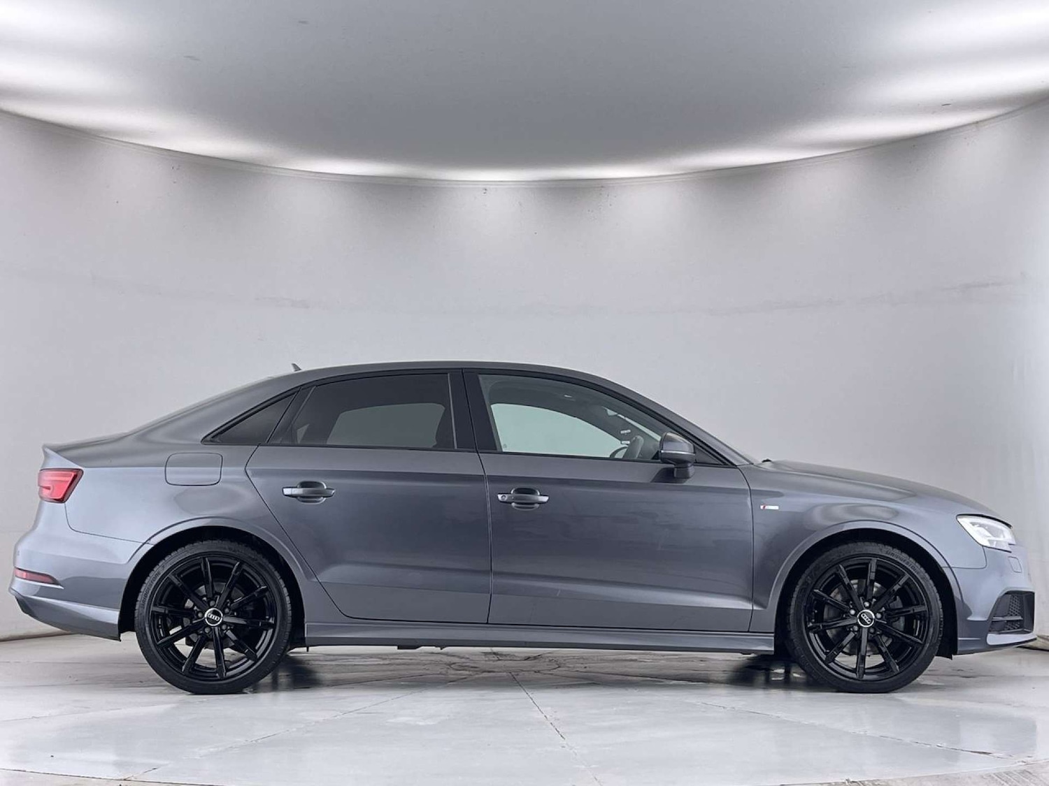 Used Audi A3 2017 for sale - 76601969: Photo 15