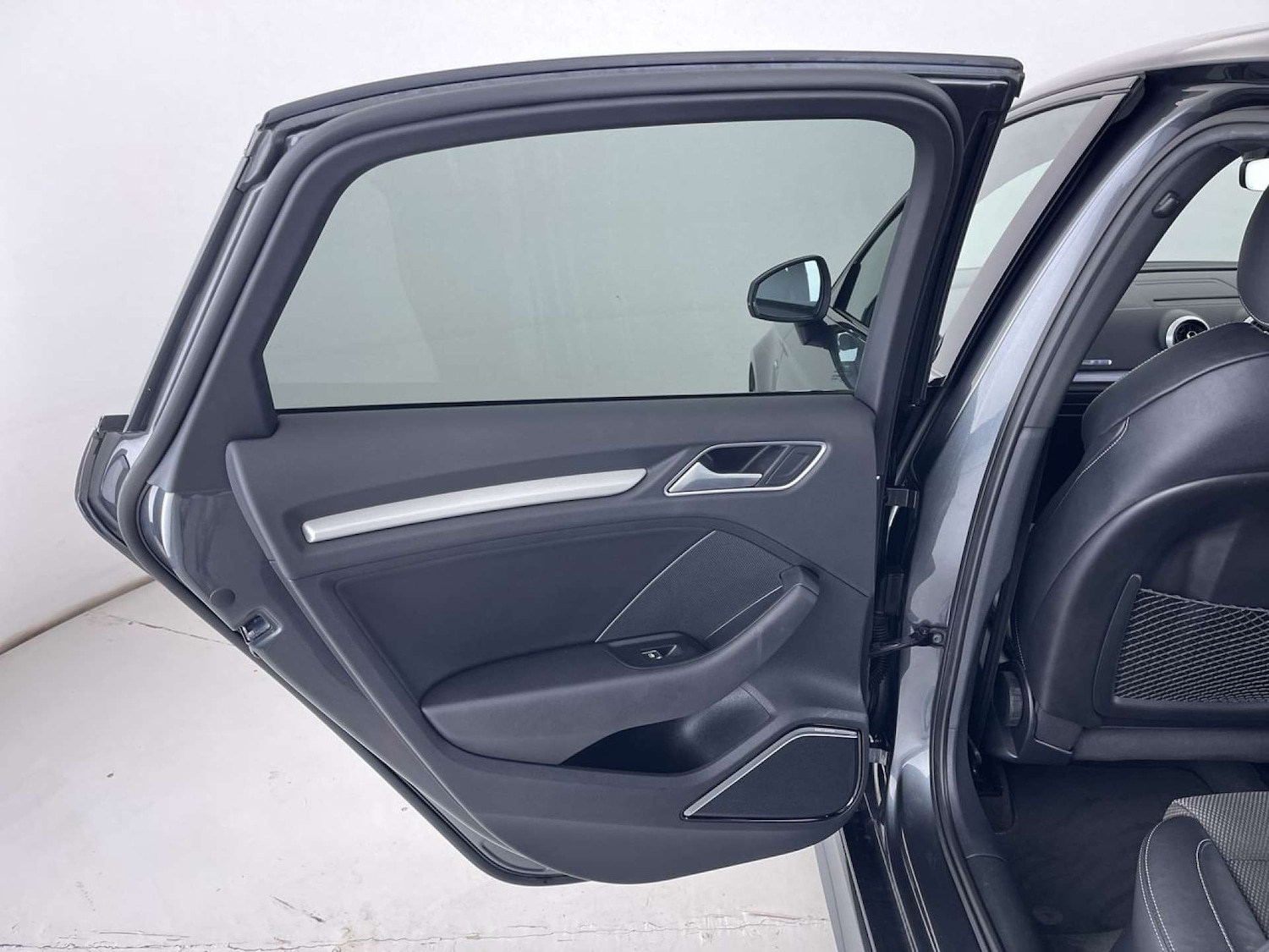 Used Audi A3 2017 for sale - 76601969: Photo 28