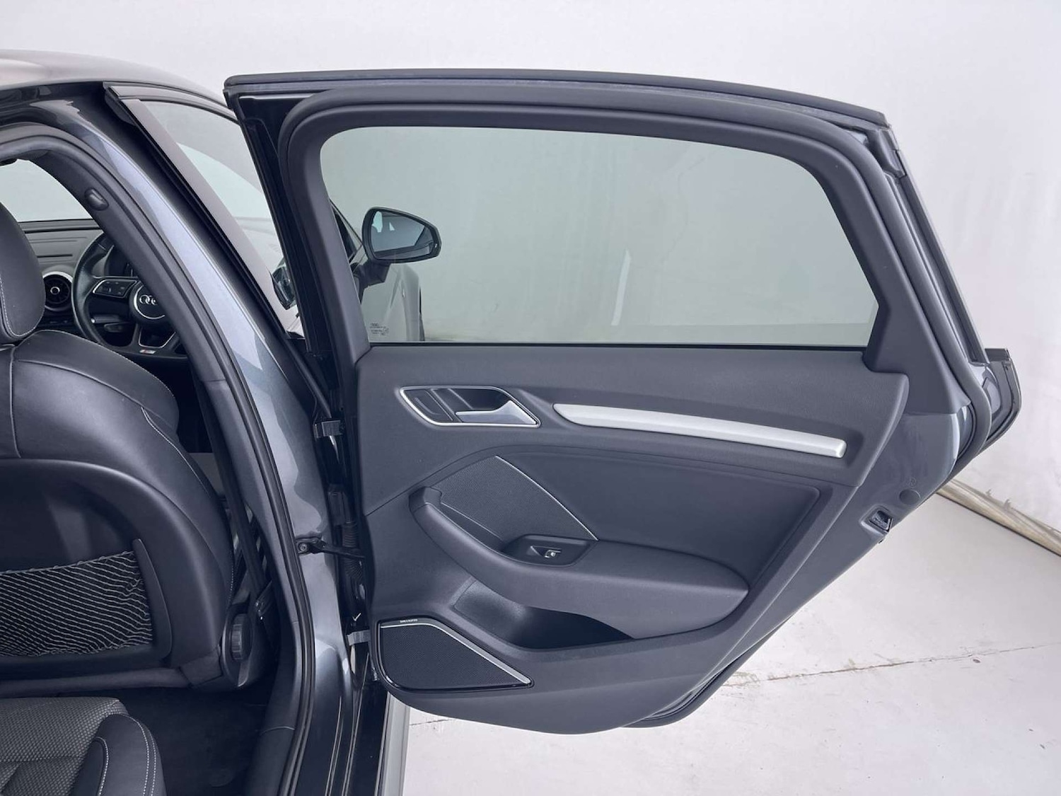 Used Audi A3 2017 for sale - 76601969: Photo 30