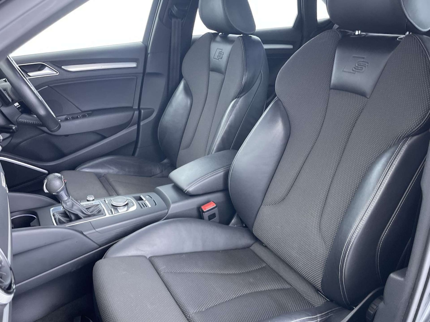 Used Audi A3 2017 for sale - 76601969: Photo 31