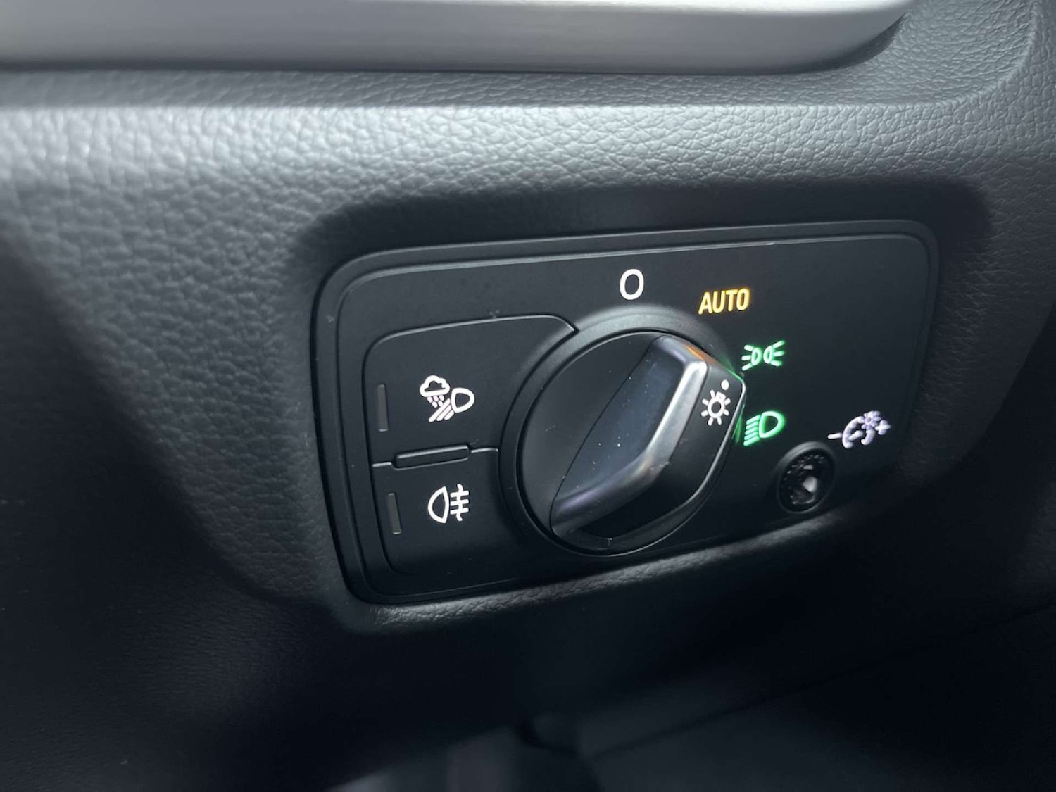 Used Audi A3 2017 for sale - 76601969: Photo 47