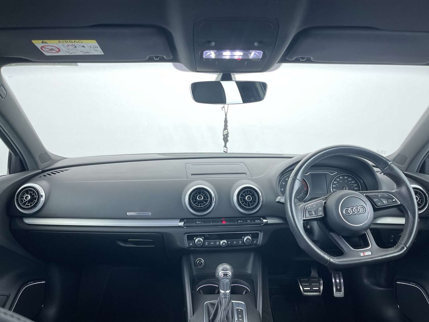 Used Audi A3 2017 for sale - 76601969: Photo 8