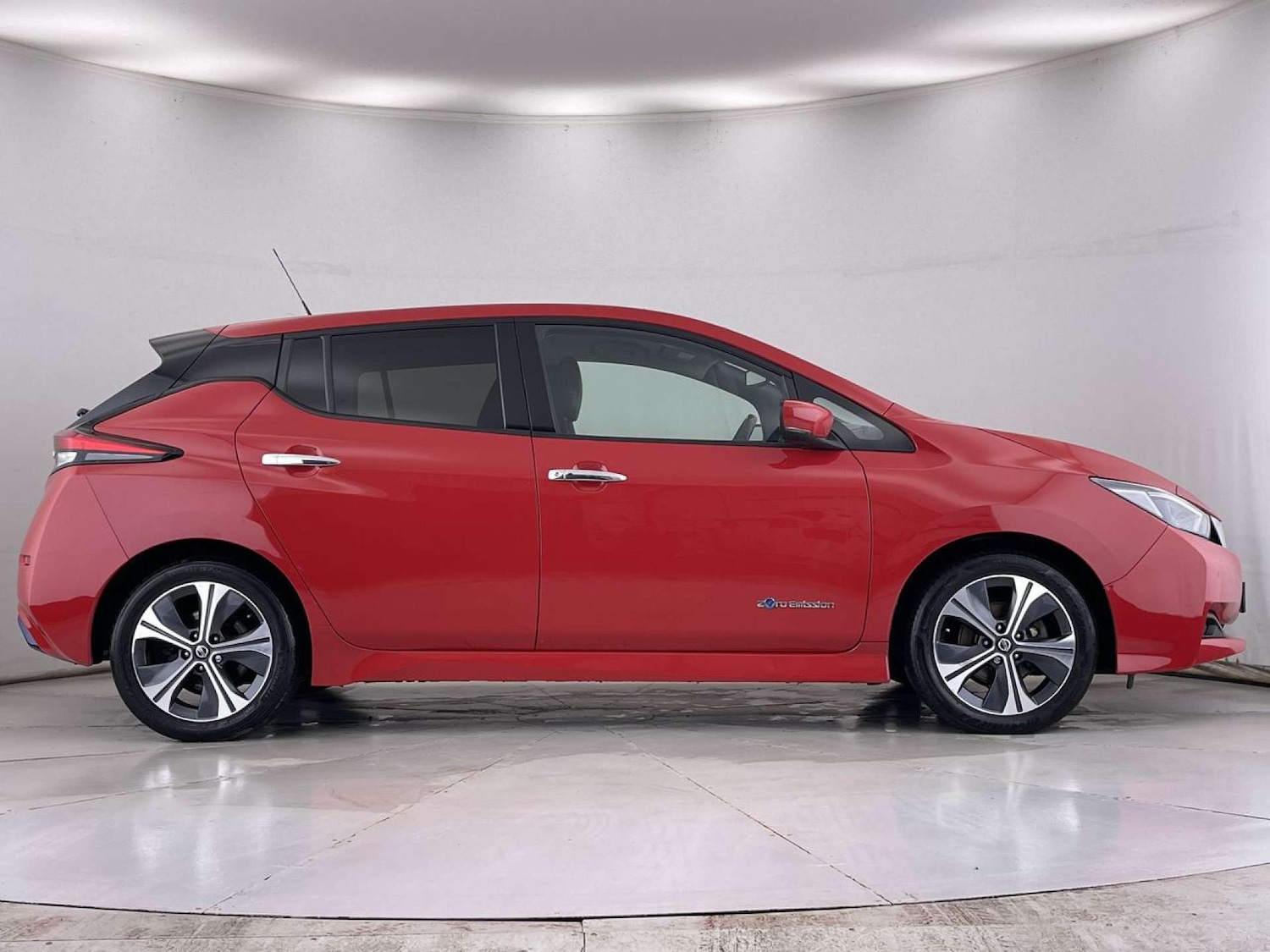 Used Nissan Leaf 2019 for sale - 76509340: Photo 15
