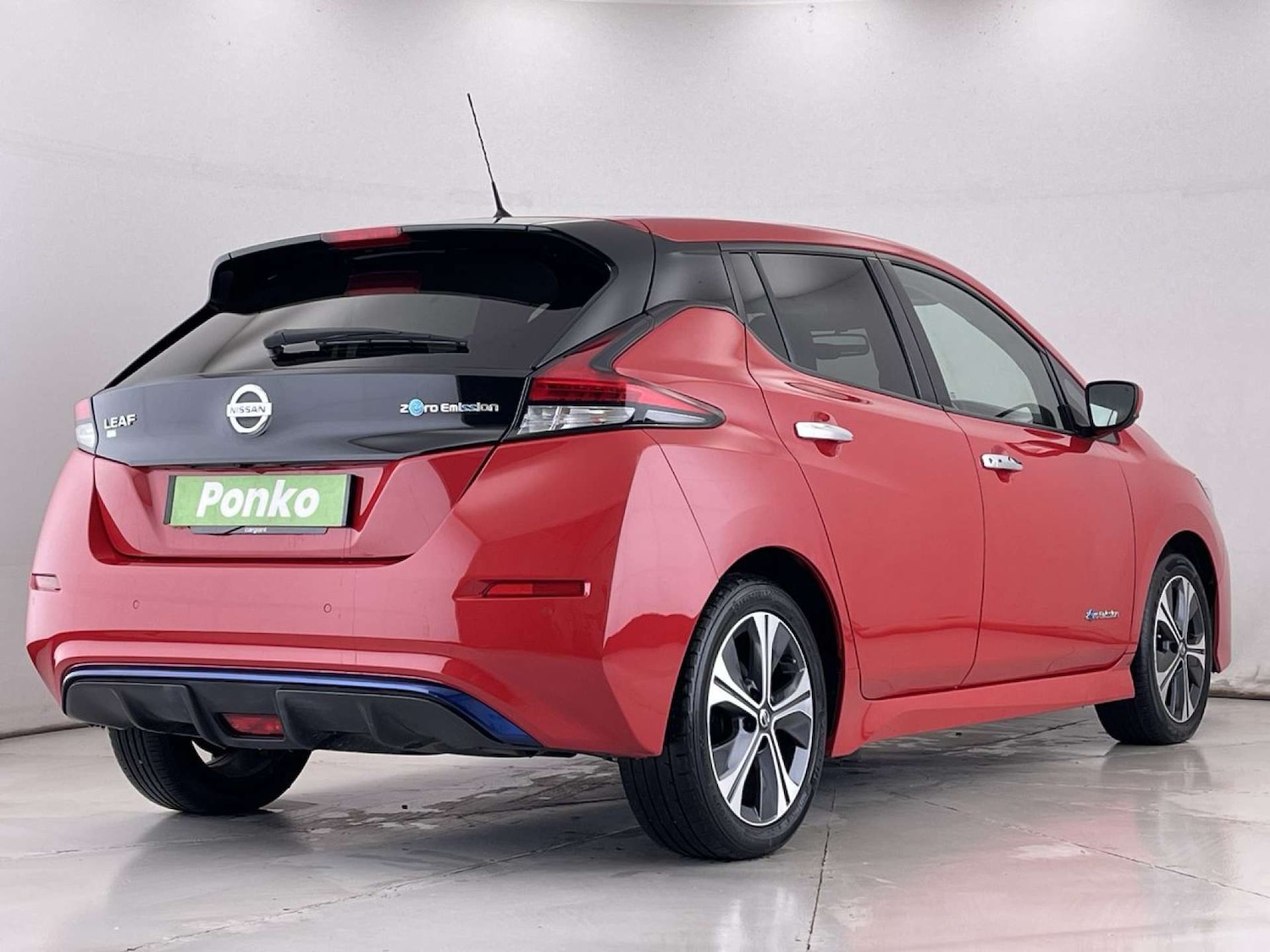 Used Nissan Leaf 2019 for sale - 76509340: Photo 5