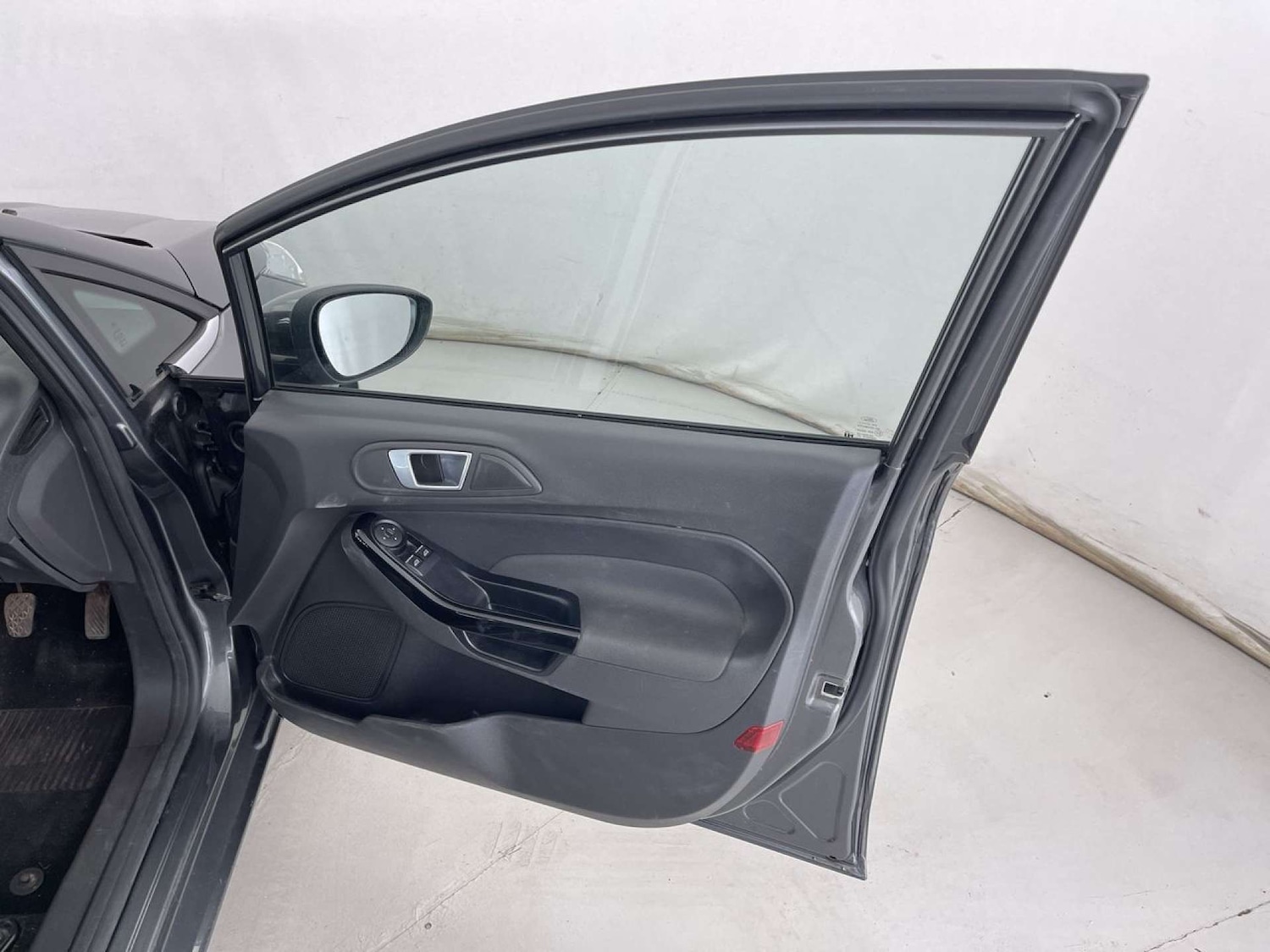 Used Ford Fiesta 2016 for sale - 76206197: Photo 29