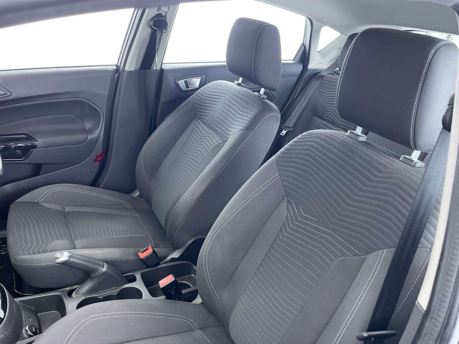 Used Ford Fiesta 2016 for sale - 76206197: Photo 31