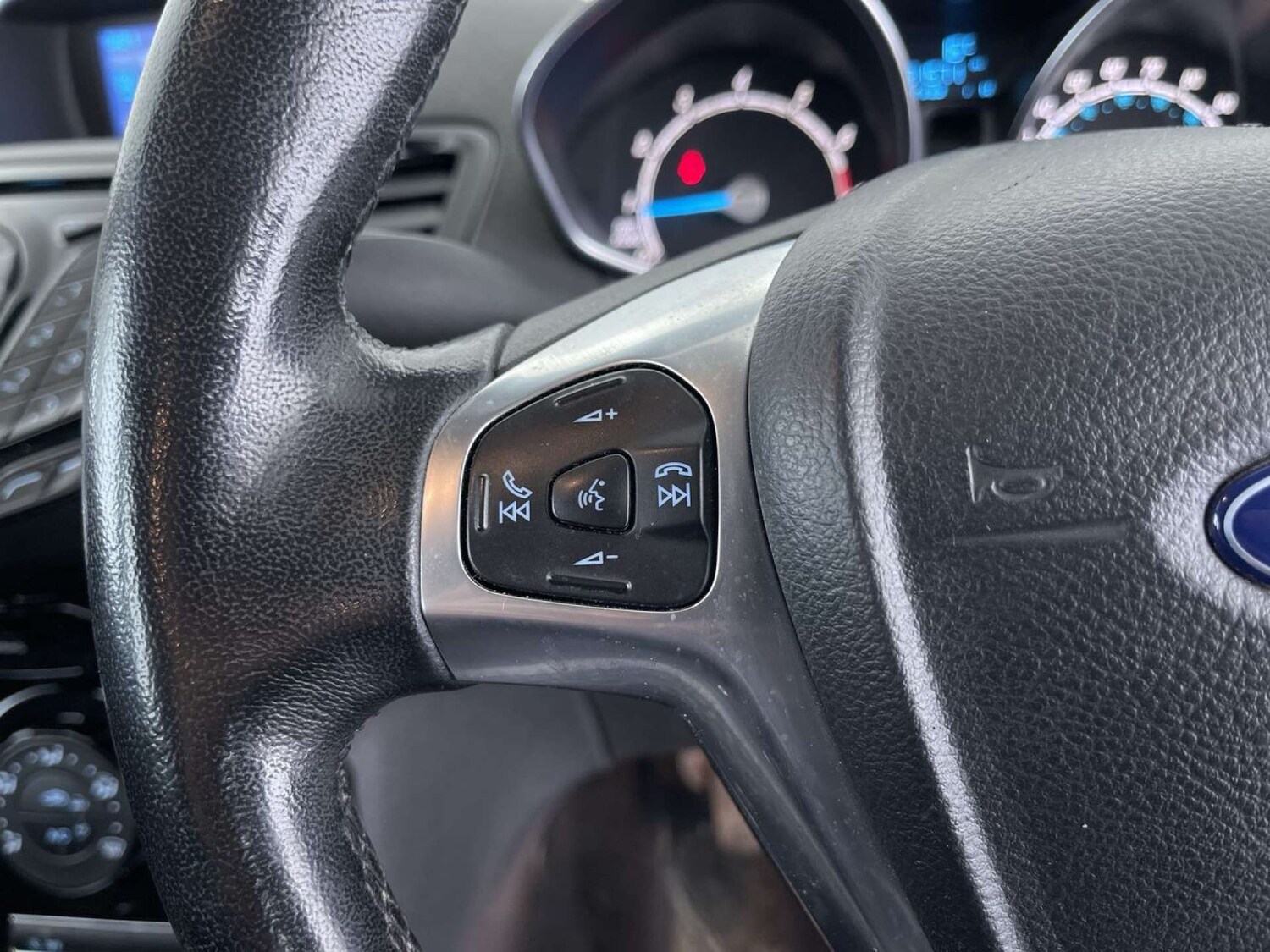Used Ford Fiesta 2016 for sale - 76206197: Photo 50