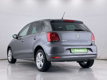 Used Volkswagen Polo 2017 for sale - 76402705: Photo