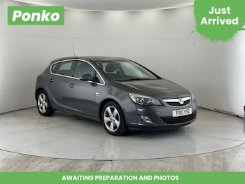 2011 (11) - 1.7 CDTi SRi Hatchback 5dr Diesel Manual Euro 5 (110 ps)