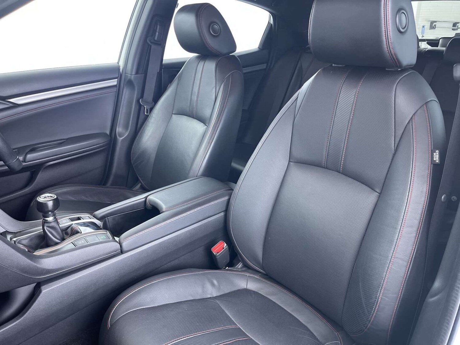 Used Honda Civic 2018 for sale - 76884364: Photo 31