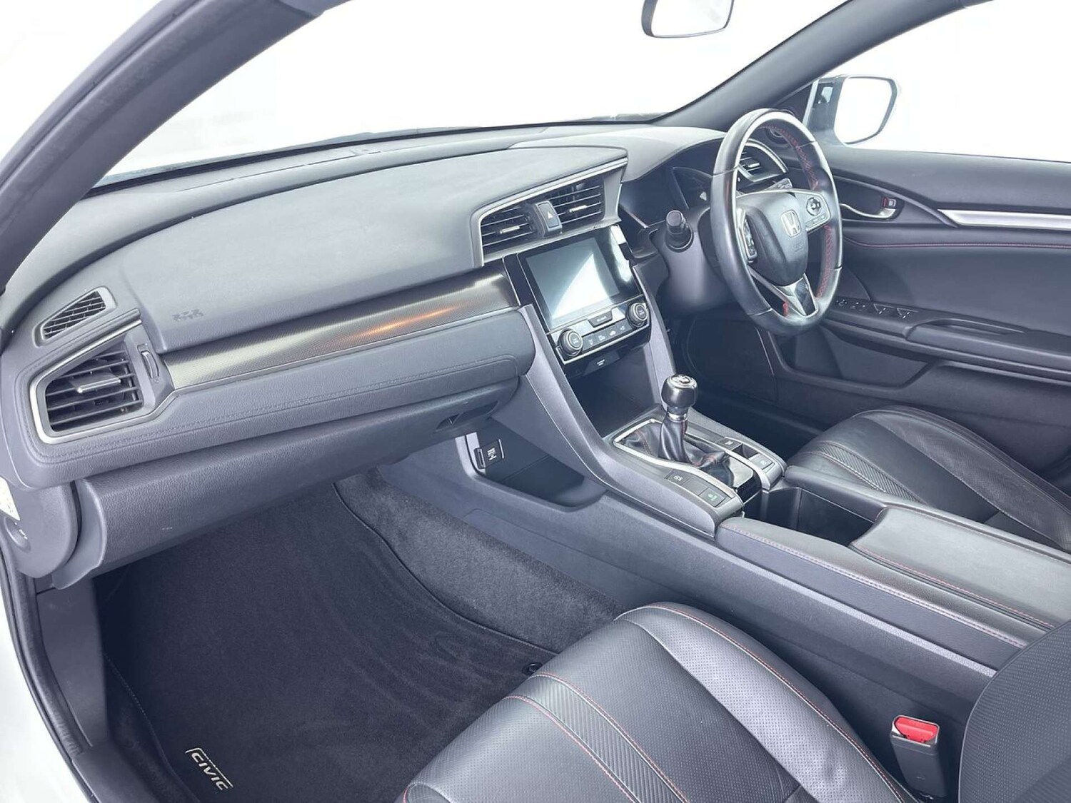 Used Honda Civic 2018 for sale - 76884364: Photo 32