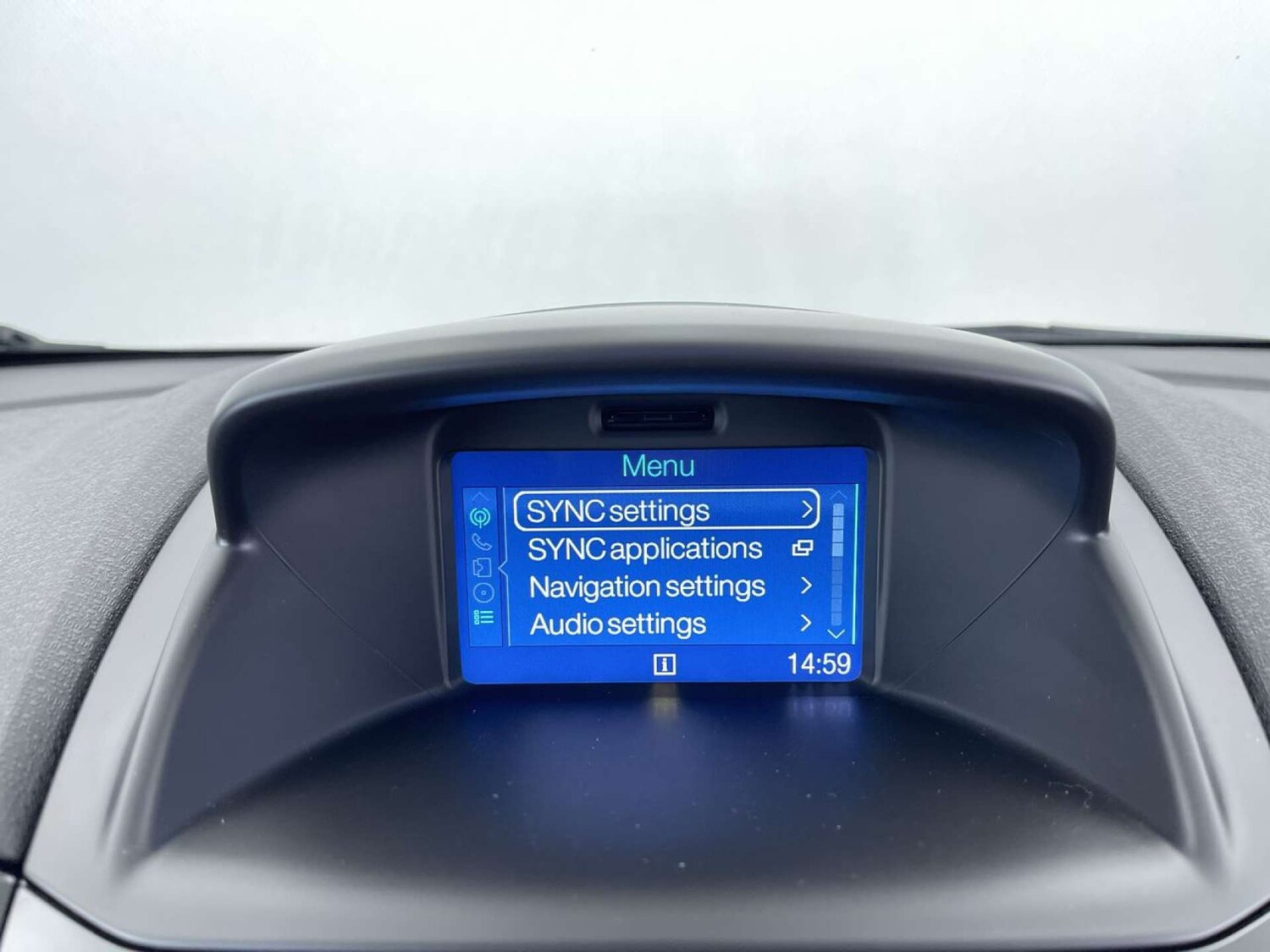 Used Ford Fiesta 2016 for sale - 77567816: Photo 38