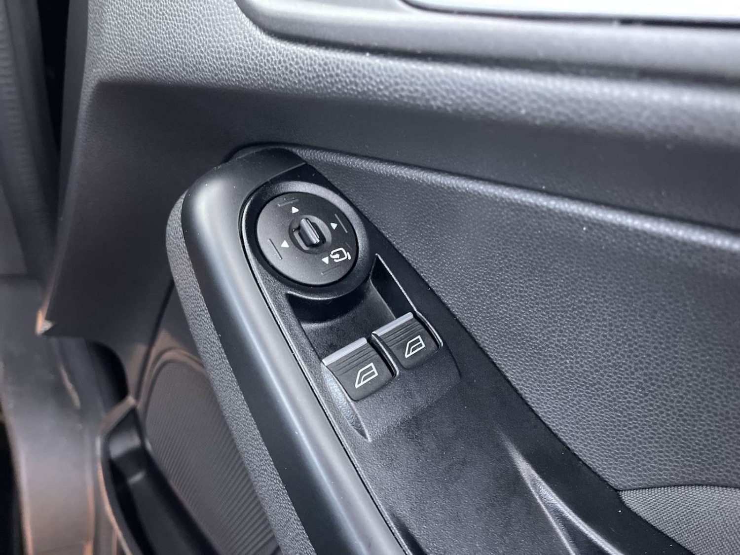 Used Ford Fiesta 2016 for sale - 77567816: Photo 49