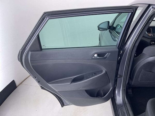 Used Hyundai TUCSON 2018 for sale - 76232977: Photo 28