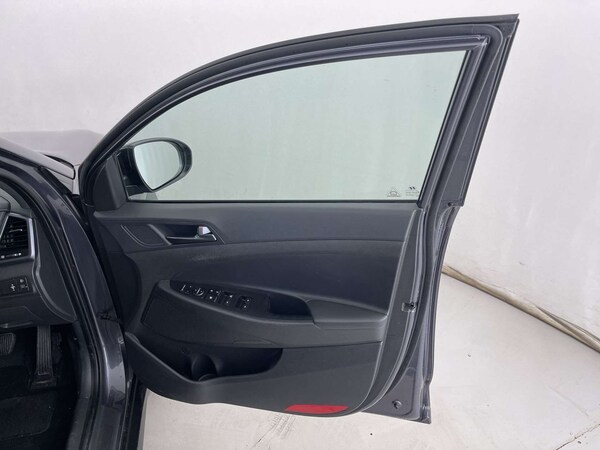 Used Hyundai TUCSON 2018 for sale - 76232977: Photo 29