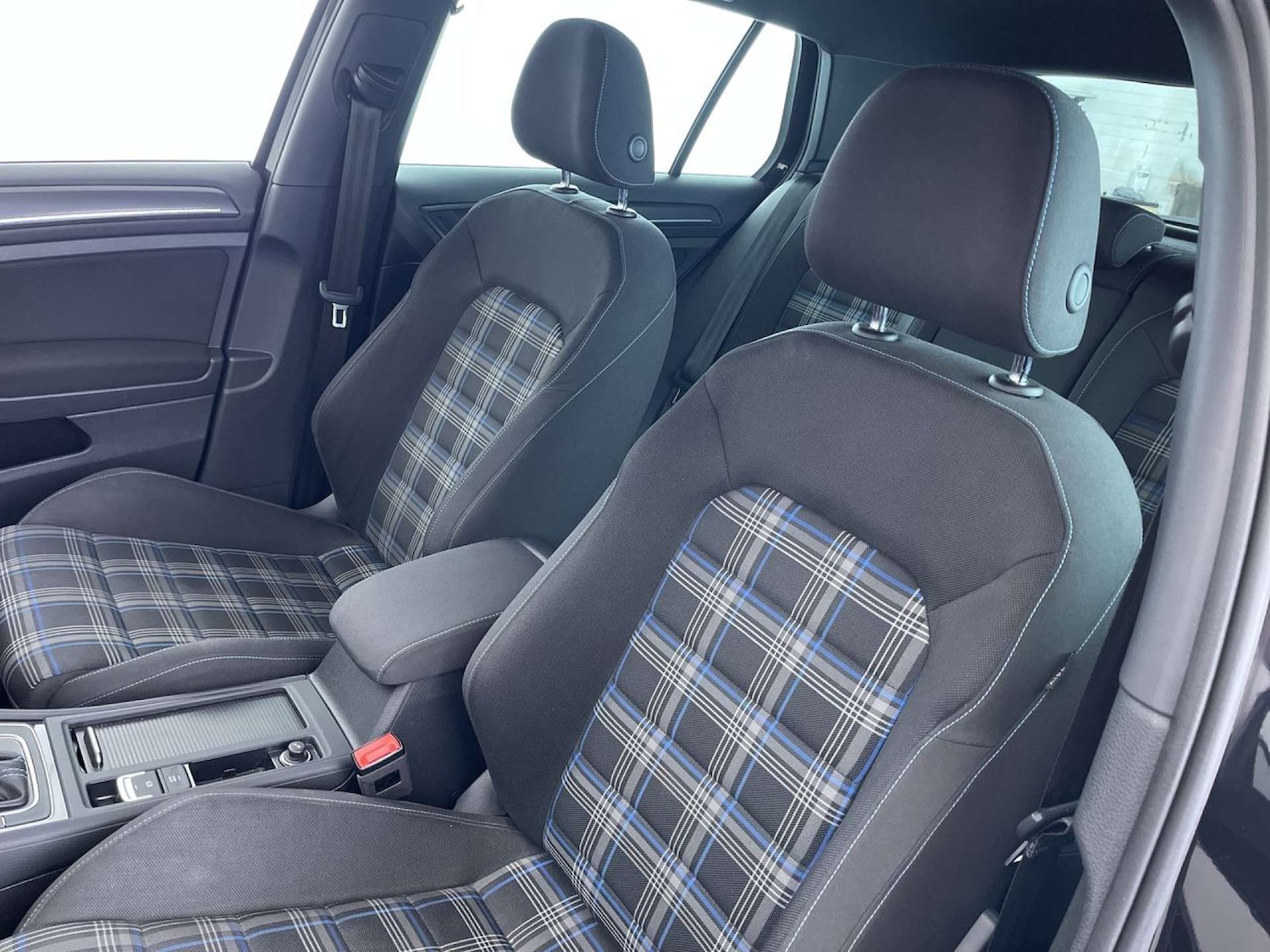 Used Volkswagen Golf 2020 for sale - 77337021: Photo 31