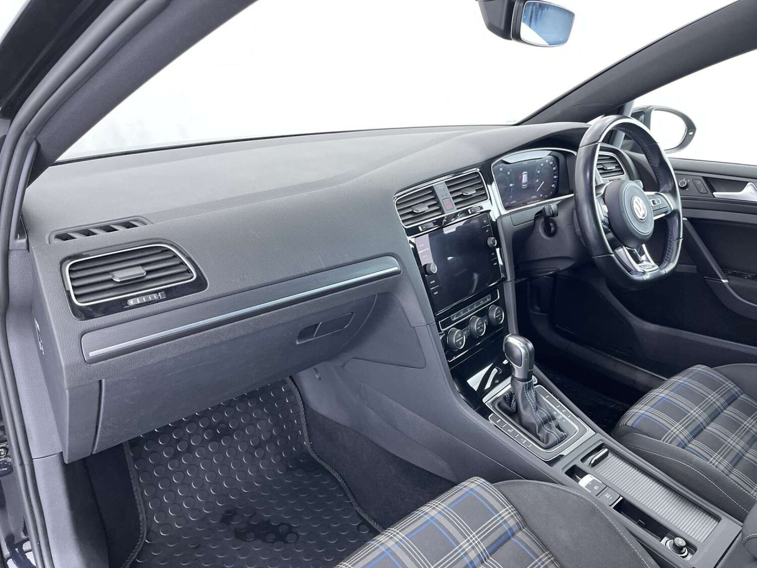 Used Volkswagen Golf 2020 for sale - 77337021: Photo 32