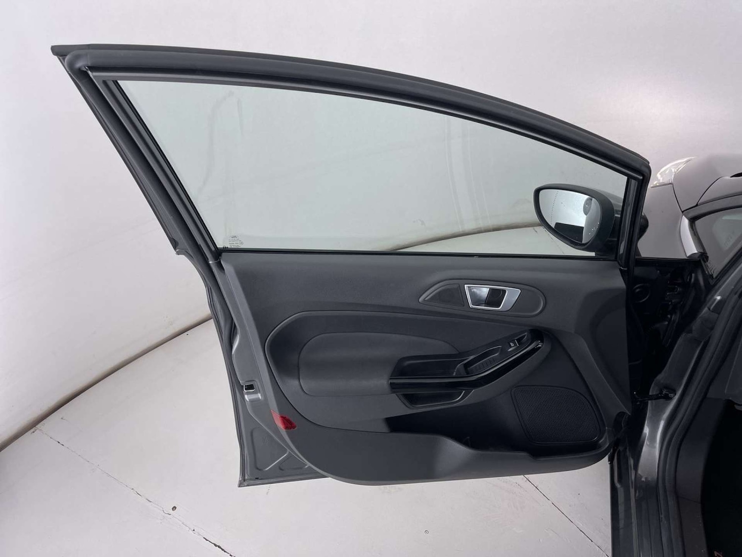 Used Ford Fiesta 2016 for sale - 76100789: Photo 27