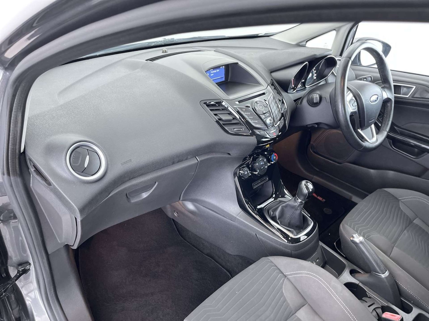 Used Ford Fiesta 2016 for sale - 76100789: Photo 32