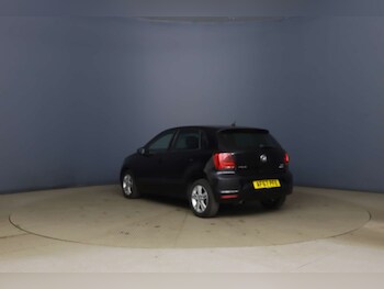 Used Volkswagen Polo 2017 for sale - 79140213: Photo