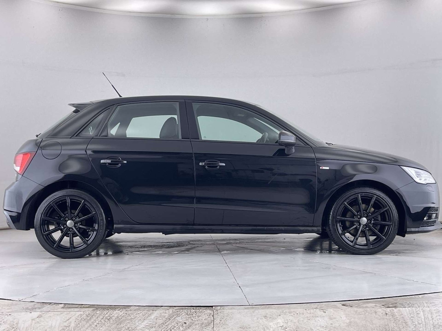 Used Audi A1 2017 for sale - 76558359: Photo 15